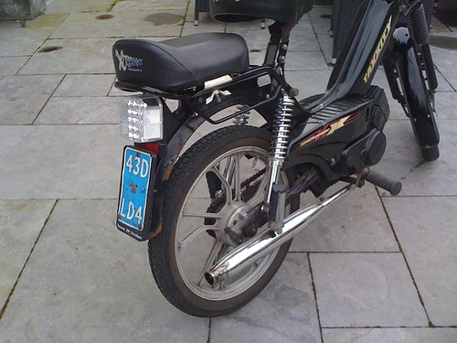 tomos achterkant.jpg